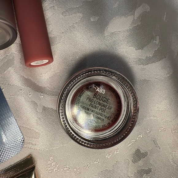 Makeup Lot - Picture 6 of 6